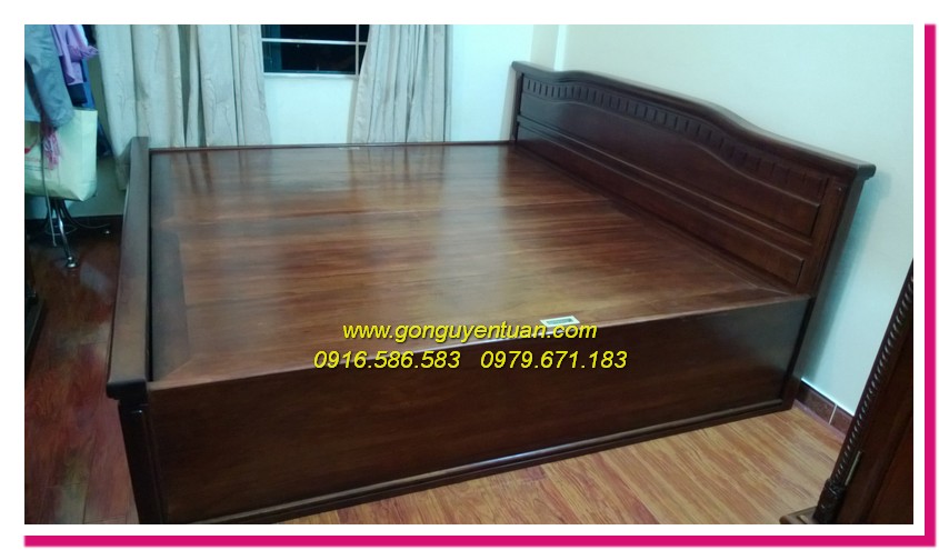 Giường ngủ, tủ áo và bàn phấn gỗ gụ lào